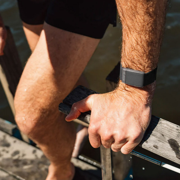 Ремешок для фитнес - браслета Whoop 4.0 HydroKnit Band (Storm Grey) в Рязани